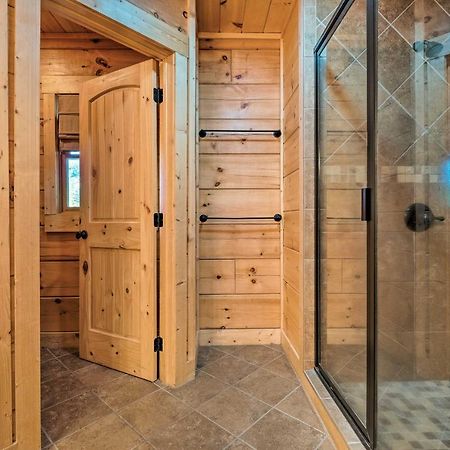 Pigeon Forge Cabin With Brand New Hot Tub And Views! Villa Сивиървил Екстериор снимка