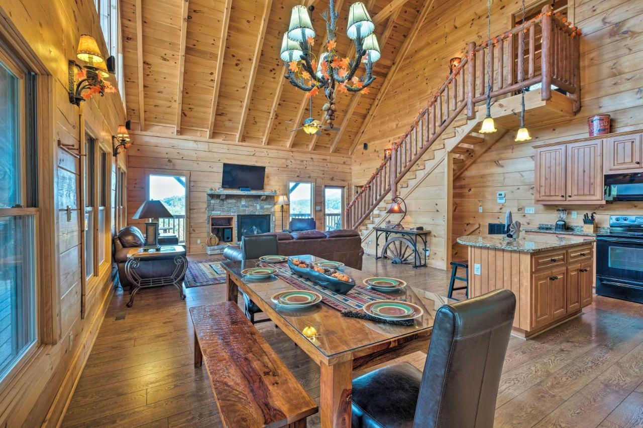 Pigeon Forge Cabin With Brand New Hot Tub And Views! Villa Сивиървил Екстериор снимка