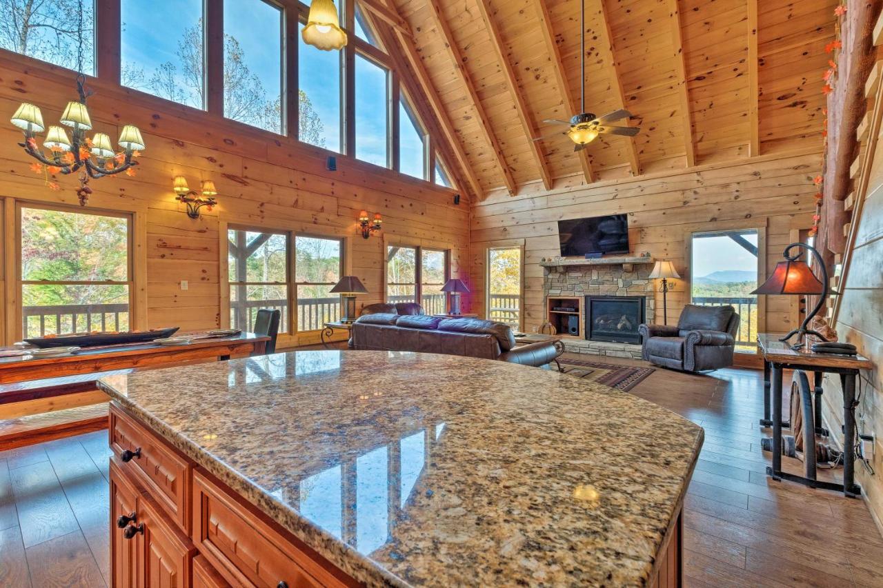 Pigeon Forge Cabin With Brand New Hot Tub And Views! Villa Сивиървил Екстериор снимка