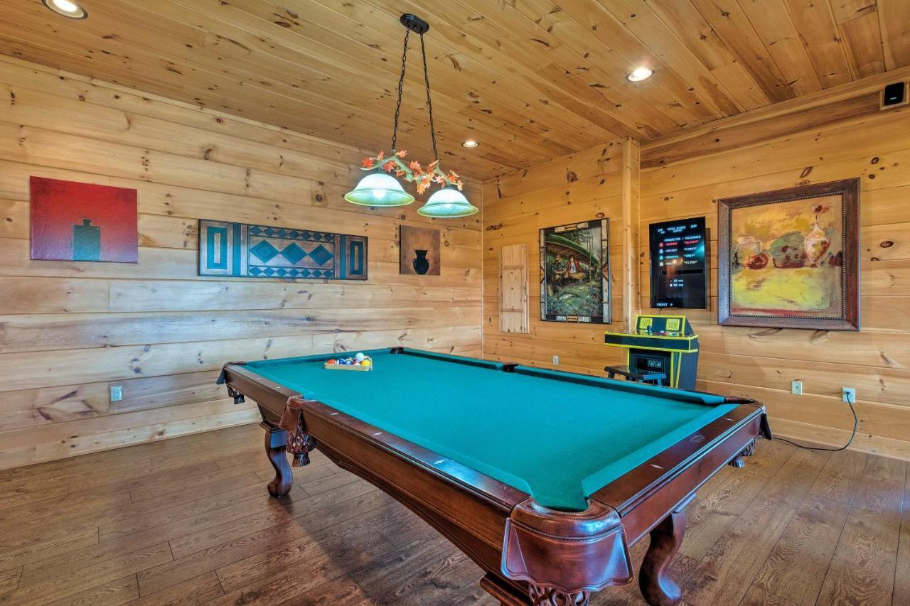 Pigeon Forge Cabin With Brand New Hot Tub And Views! Villa Сивиървил Екстериор снимка