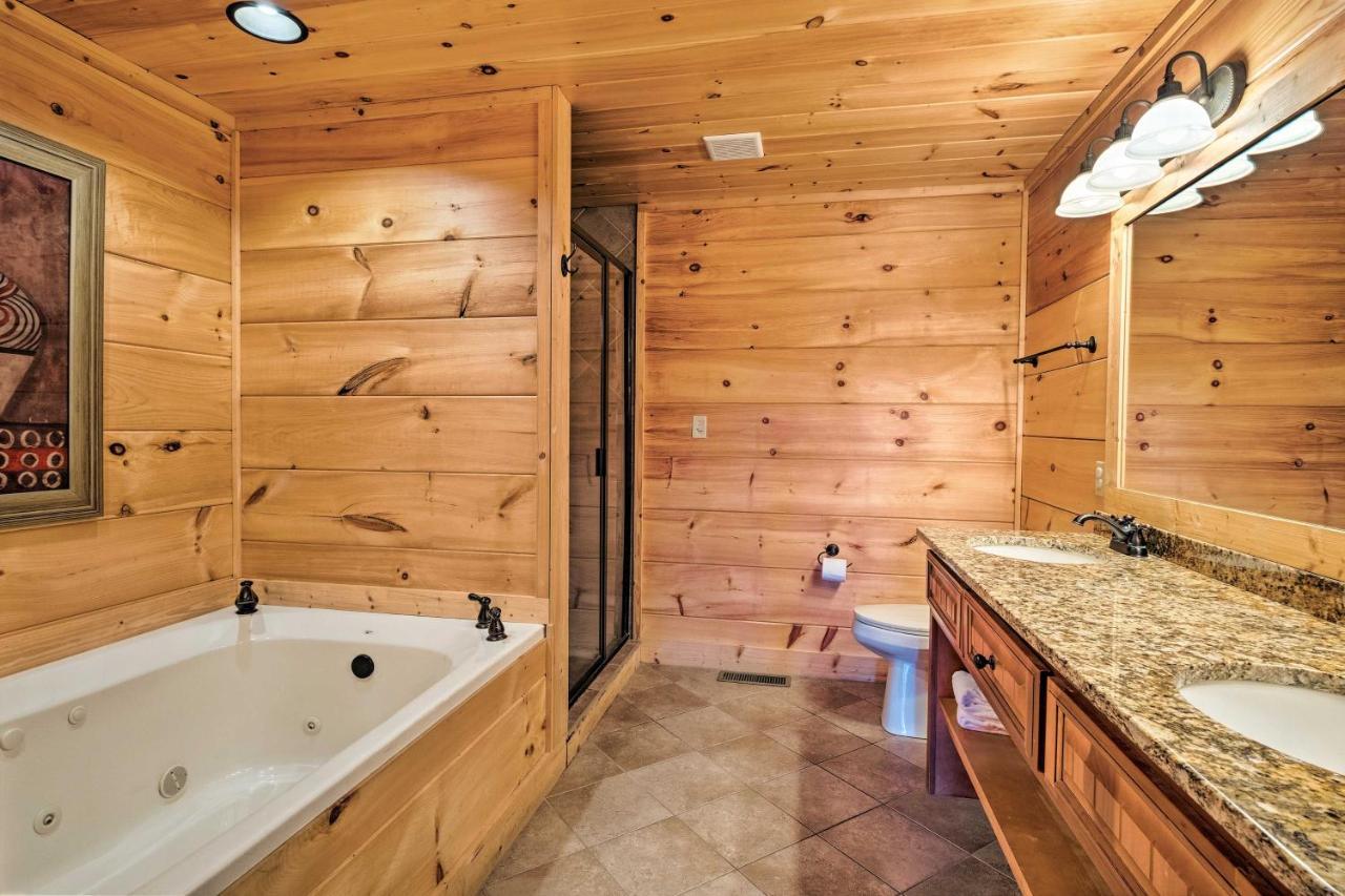 Pigeon Forge Cabin With Brand New Hot Tub And Views! Villa Сивиървил Екстериор снимка