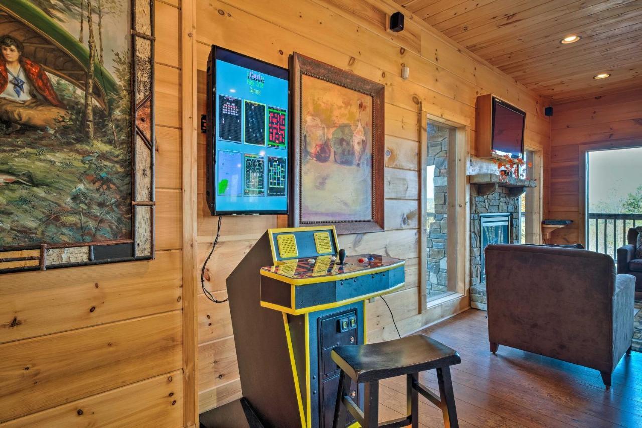 Pigeon Forge Cabin With Brand New Hot Tub And Views! Villa Сивиървил Екстериор снимка